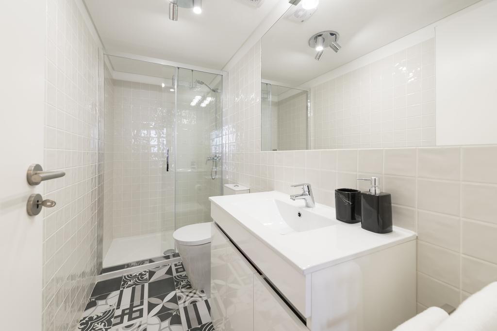 Lovelystay-Modern Loft City Center Porto Eksteriør bilde